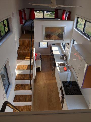 Lower Beechmont Apartment | Bottletree Gardens Mini Mansion Red