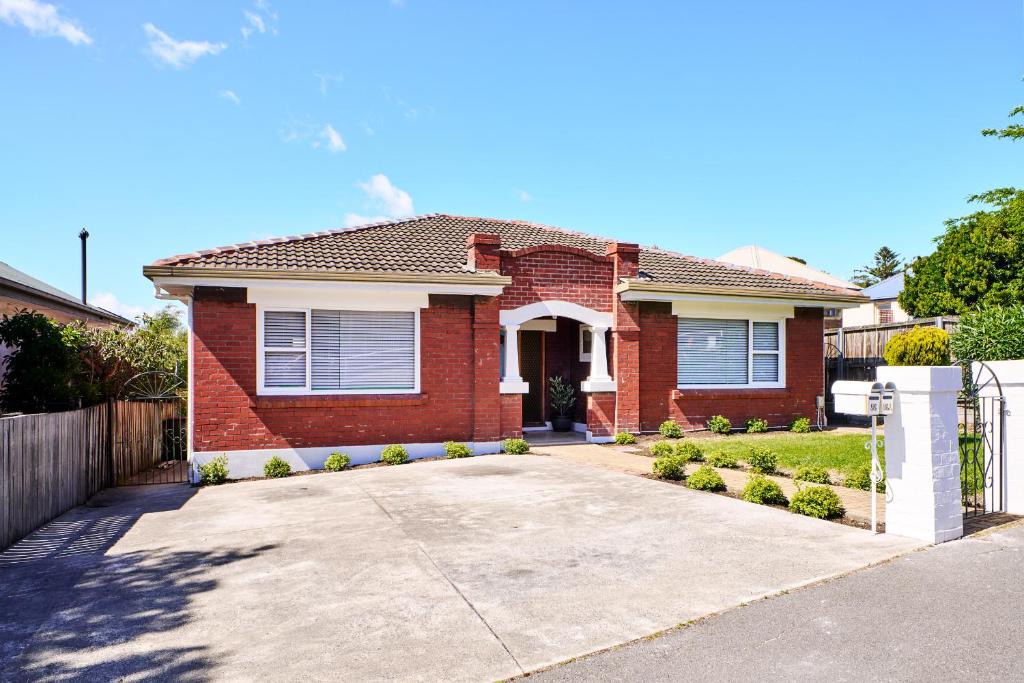 North Hobart House | Boujee on Burnett
