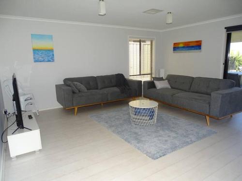 Wallaroo House | Bounty