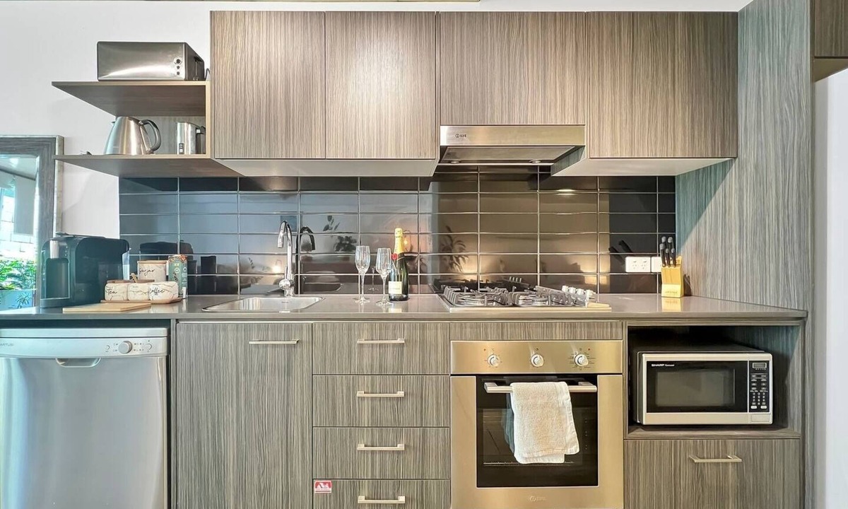 Bowen Hills Apartment | Bowen hills 2bed 1bath Haven with wi-fi