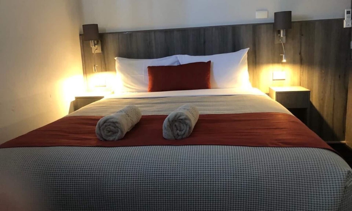 Cootamundra Hotel | Bradman Motor Inn