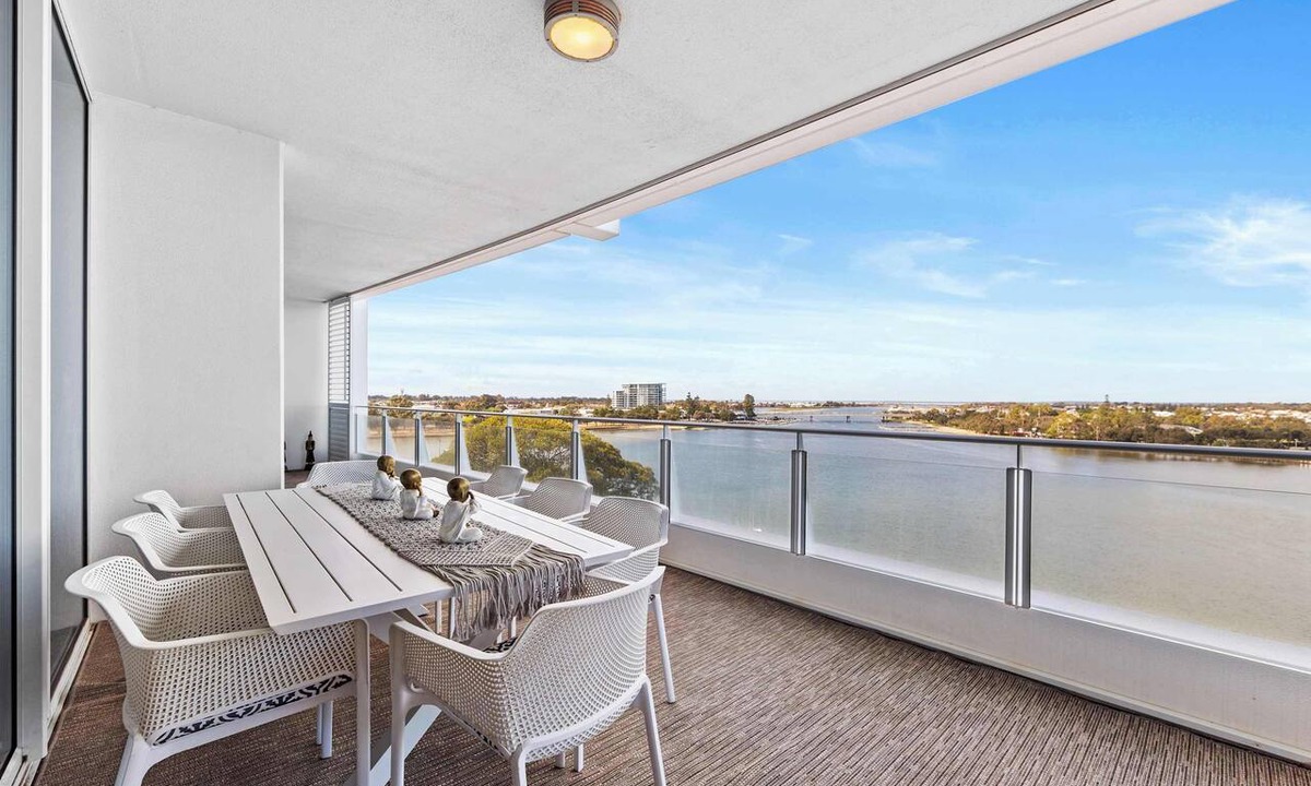 Mandurah Apartment | Breathtaking Waterfront Apartment in Mandurah