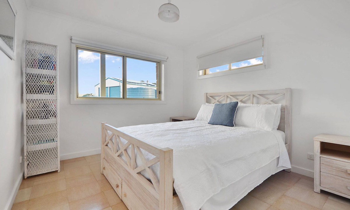 Cape Bridgewater Apartment | Bridgey Escape - Newly renovated with ocean views!!