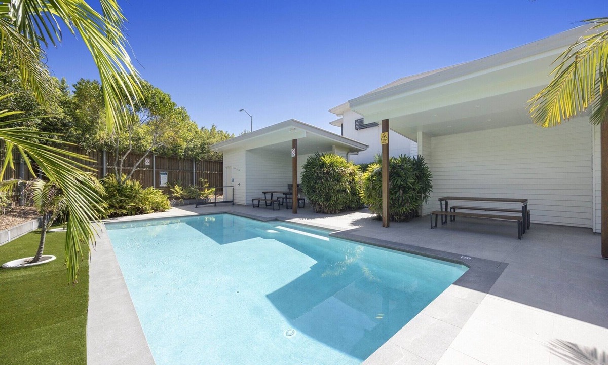 Wurtulla Apartment | Bright 3-Bed Home with Private Courtyard