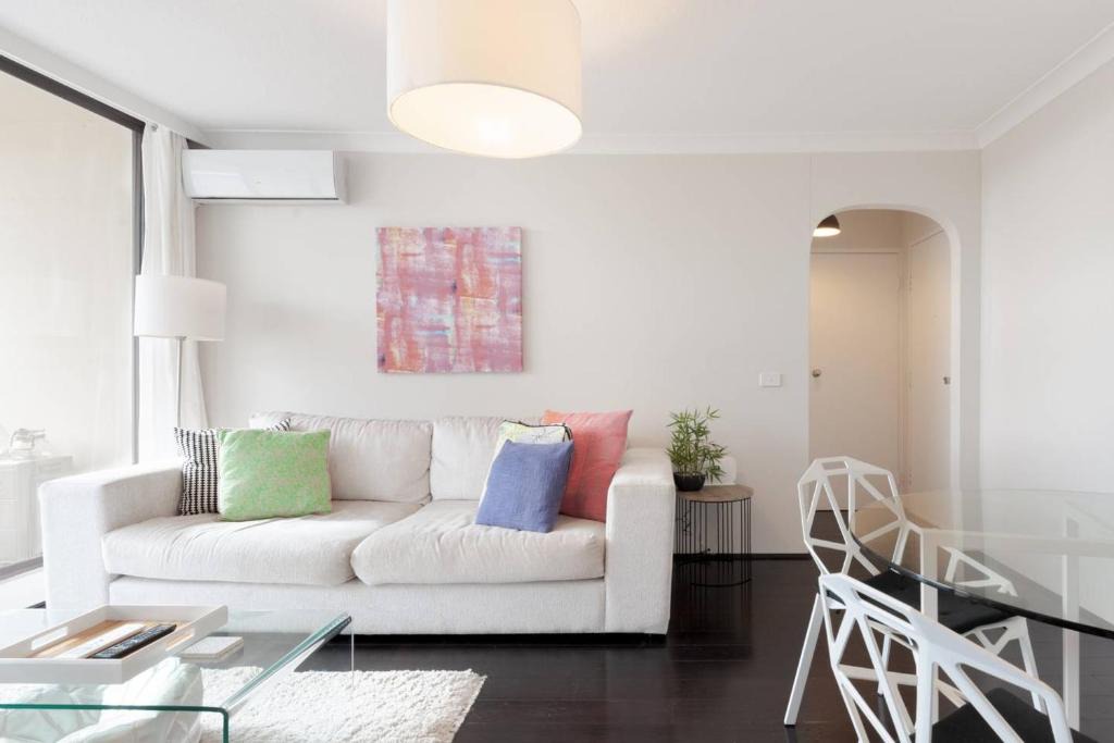 Randwick Apartment | Bright Modern Apartment Near Coogee Beach