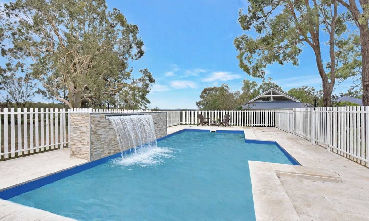 Pokolbin House | Brokenback Vineyard Estate