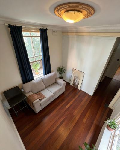 Burwood House | Burwood quiet share stay