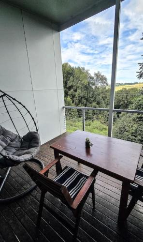 Talofa Apartment | Byron Bay Hinterlands Dreaming Woods Cabin One