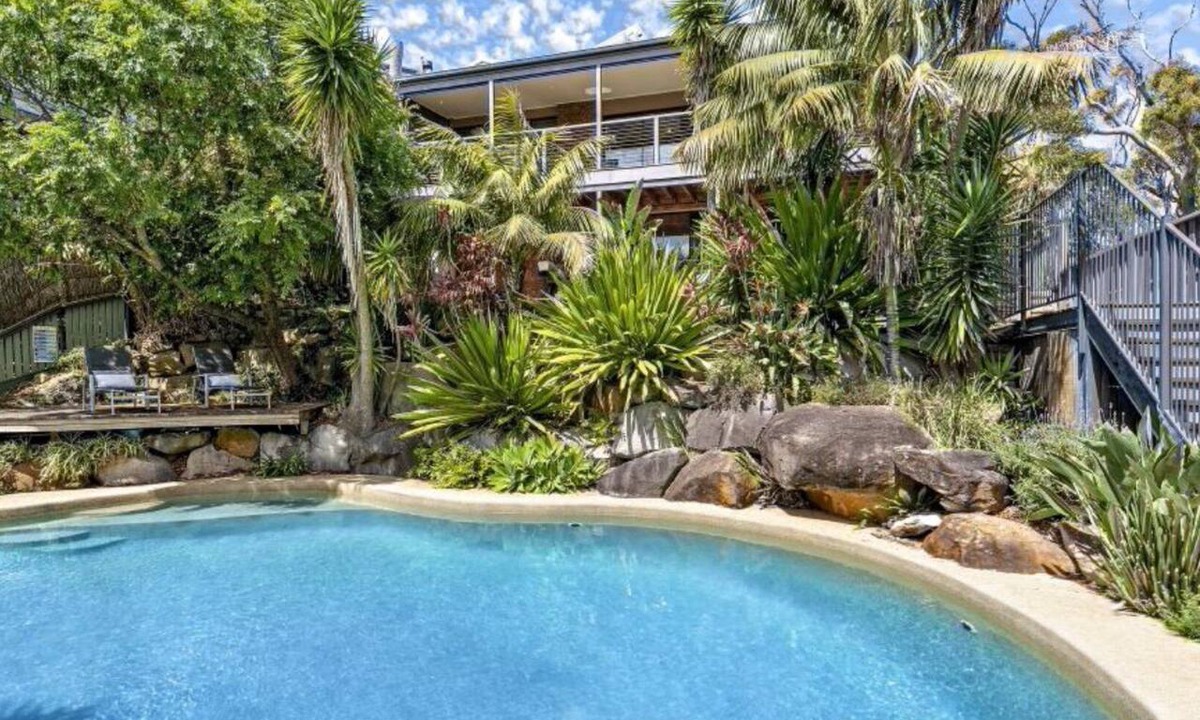 Copacabana House | C'EST LA VIEW | Amazing views, fireplace | Accom Holidays