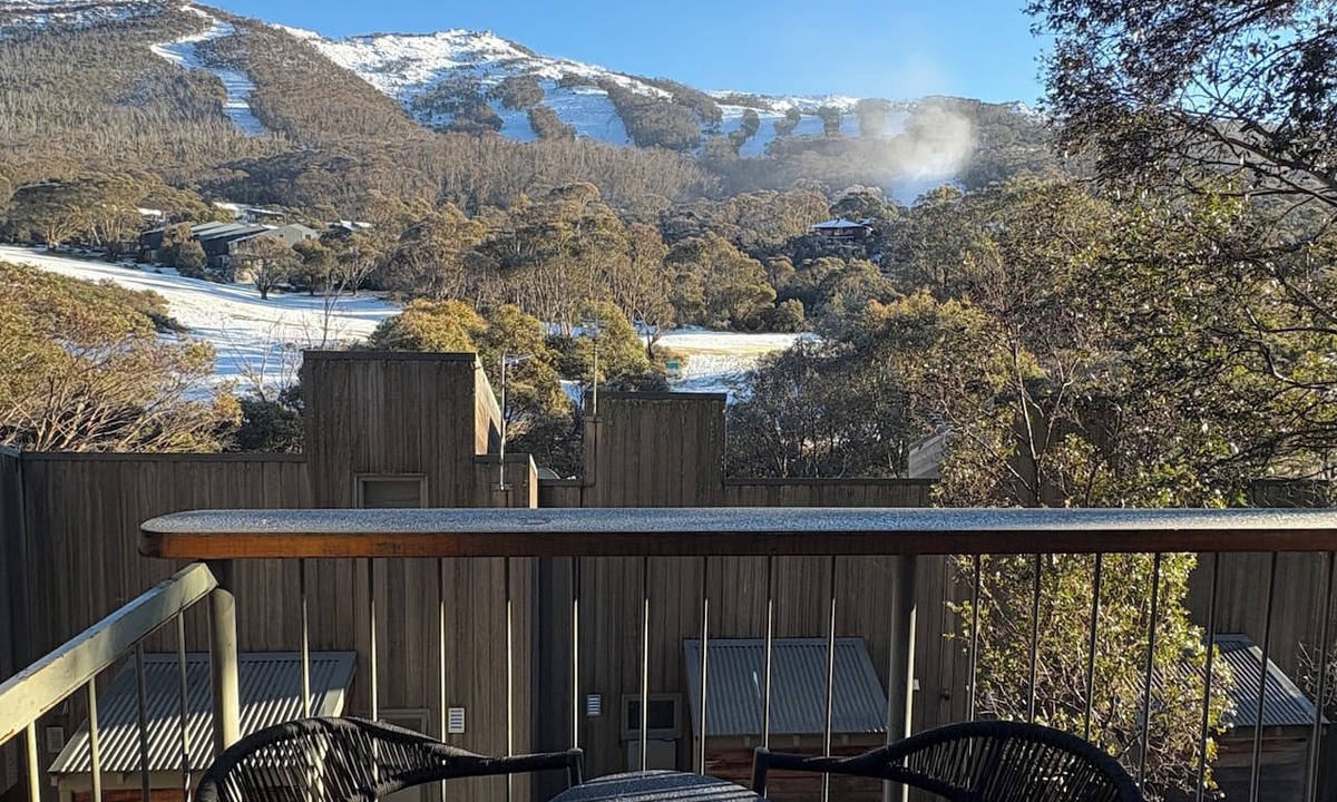 Thredbo Cabin | cabin21 riverside - peaceful mountain cabin accommodation in Thredbo village