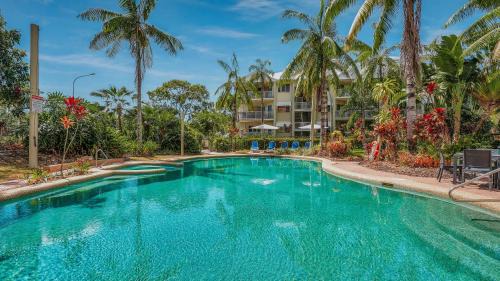 Holloways Beach Apartment | Cairns Coral Oasis - Holloways Beach