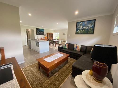 Thirlmere House | Camellia Cottage Farm Stay