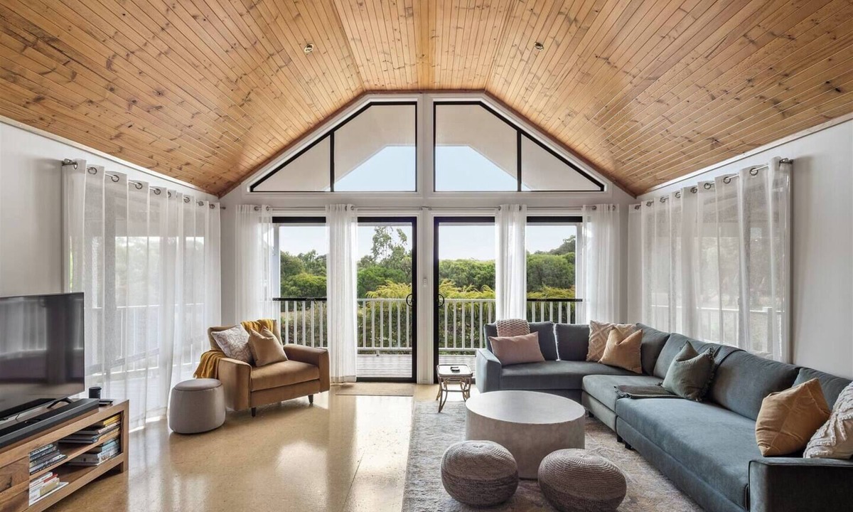 Quedjinup House | Canopy House Refined Bushland Haven near the Coast
