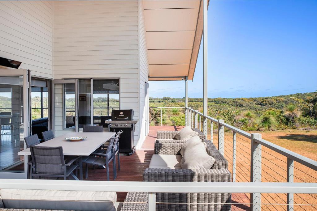 Wilyabrup House | Cantley at Flutes Estate, Margaret River