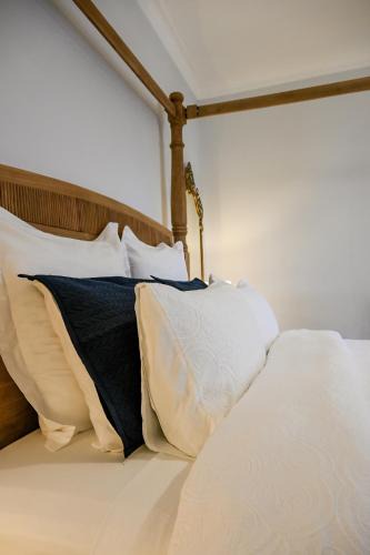 Armidale Bed & Breakfast | Carisbrook Cottage
