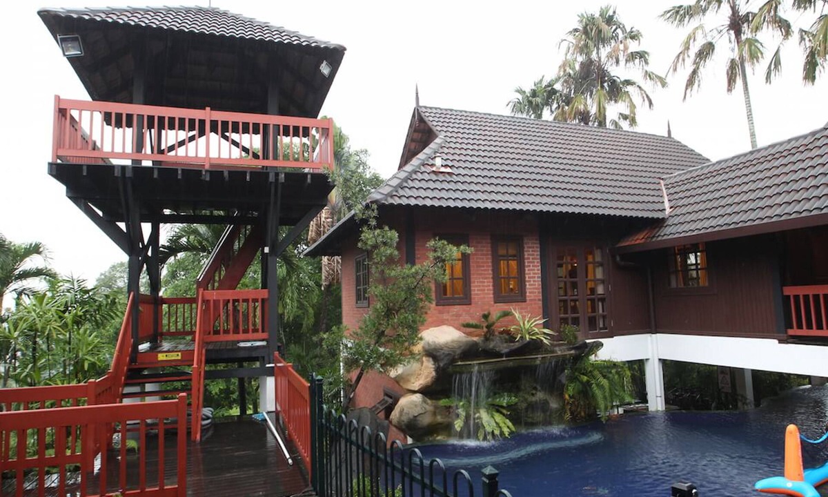 Hulu Selangor Cabin | Carpe Diem Orchard Home