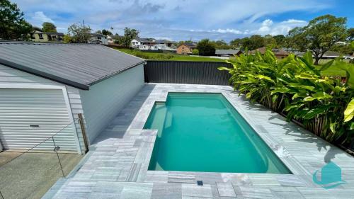 Belmont North House | Casa Calvi - Central location with Pool