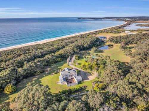 Wallaga Lake House | Castle by the Sea - Tilba Road 26