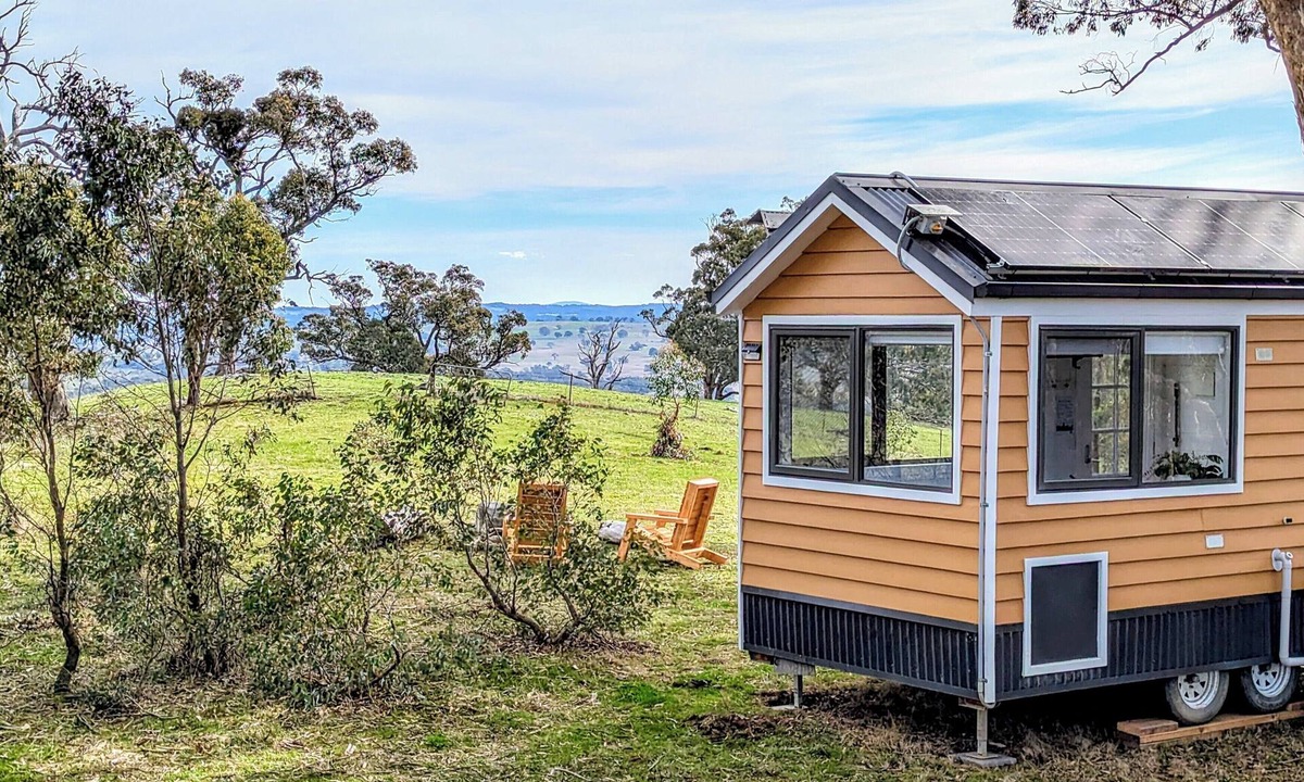 Metcalfe Cabin | Castlemaine Tiny House