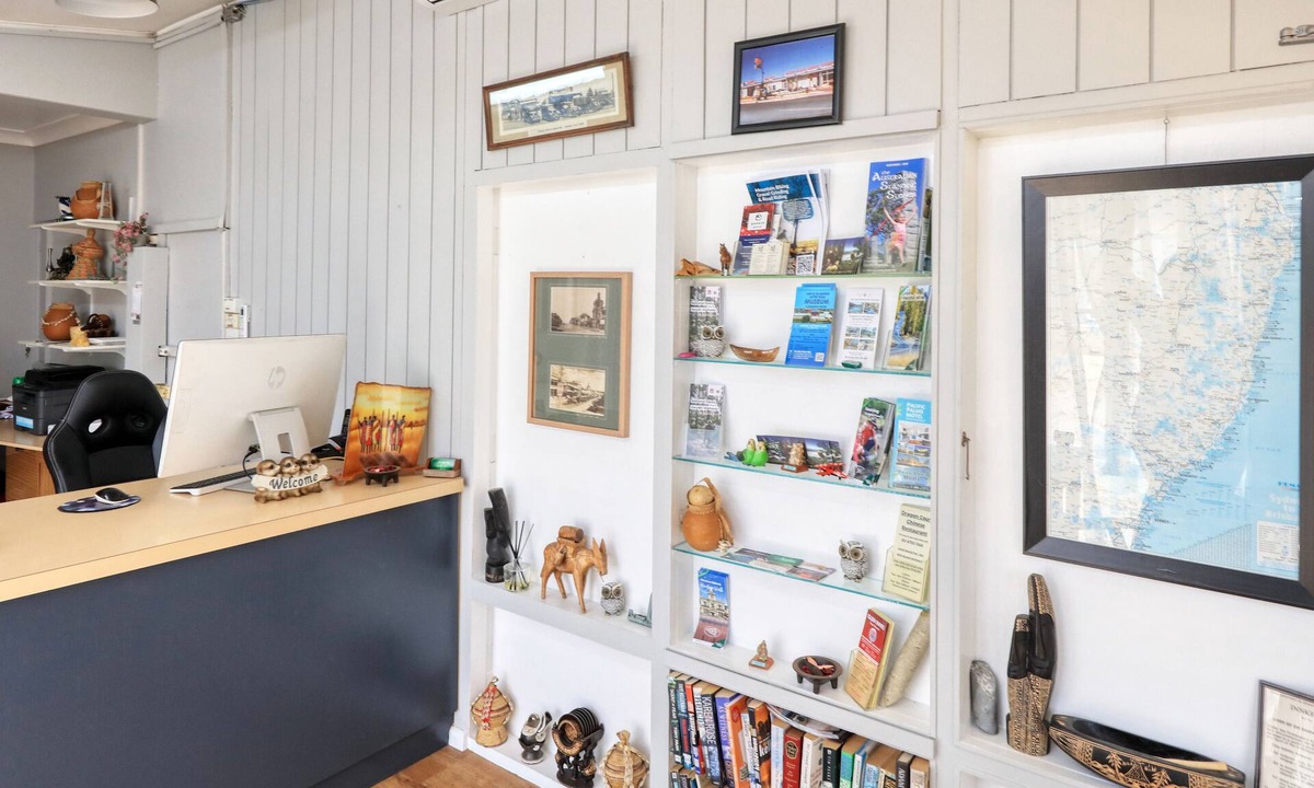 Glen Innes Hotel | CBD Gi Motel