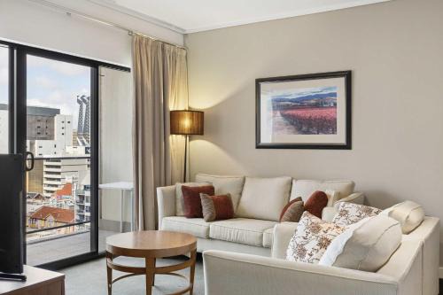 Perth Central Business District Apartment | Central Perth 1BR Apartment with Parking