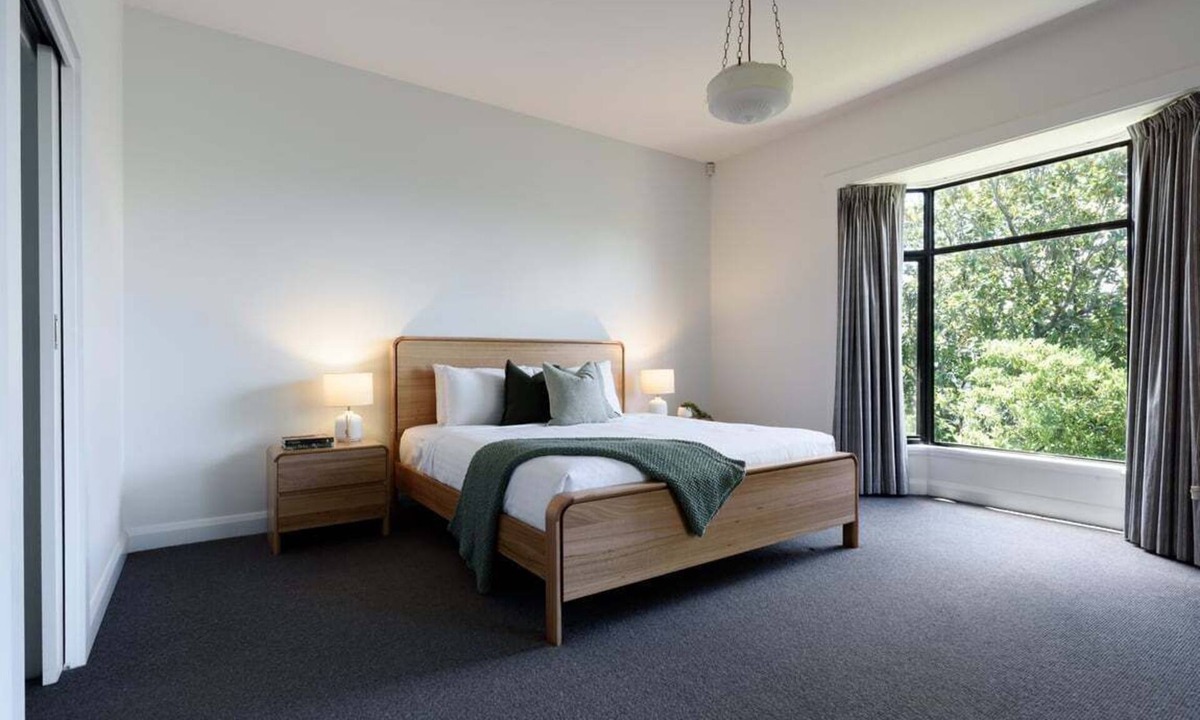 East Launceston House | Charm & Modern Comfort in East Launceston