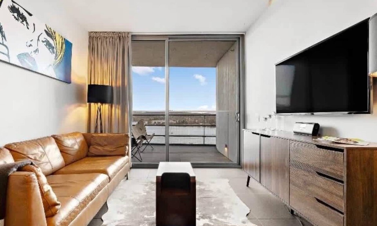 City West Apartment | Charming 1-Bedroom Apartment with Lake Views