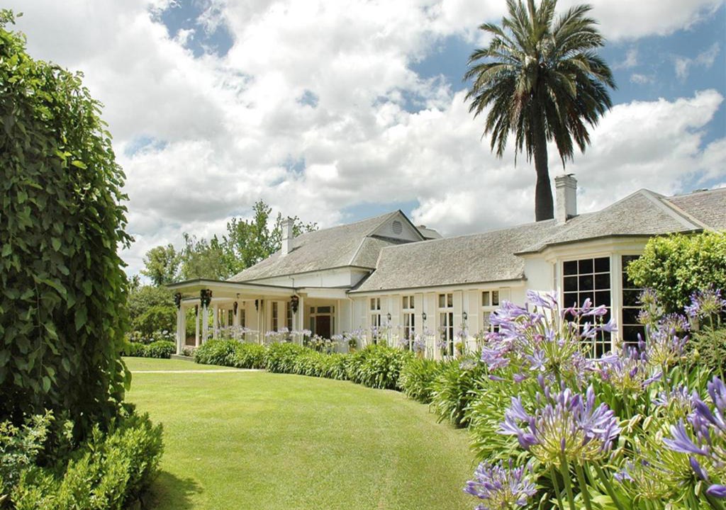 Yering Hotel | Chateau Yering