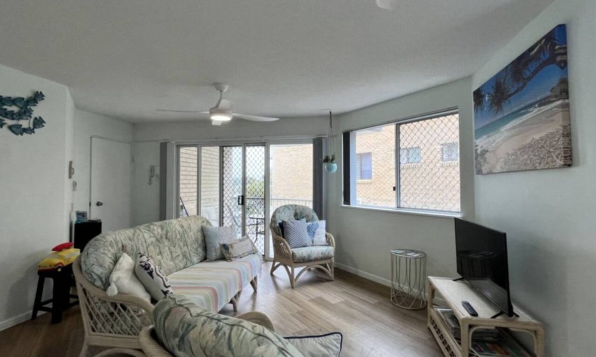 Kings Beach Apartment | Chequers Caloundra U2, Walk To Kings & Shelly
