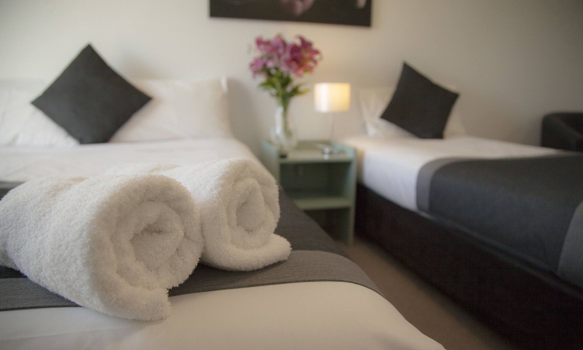 Chermside Hotel | Chermside Court Motel