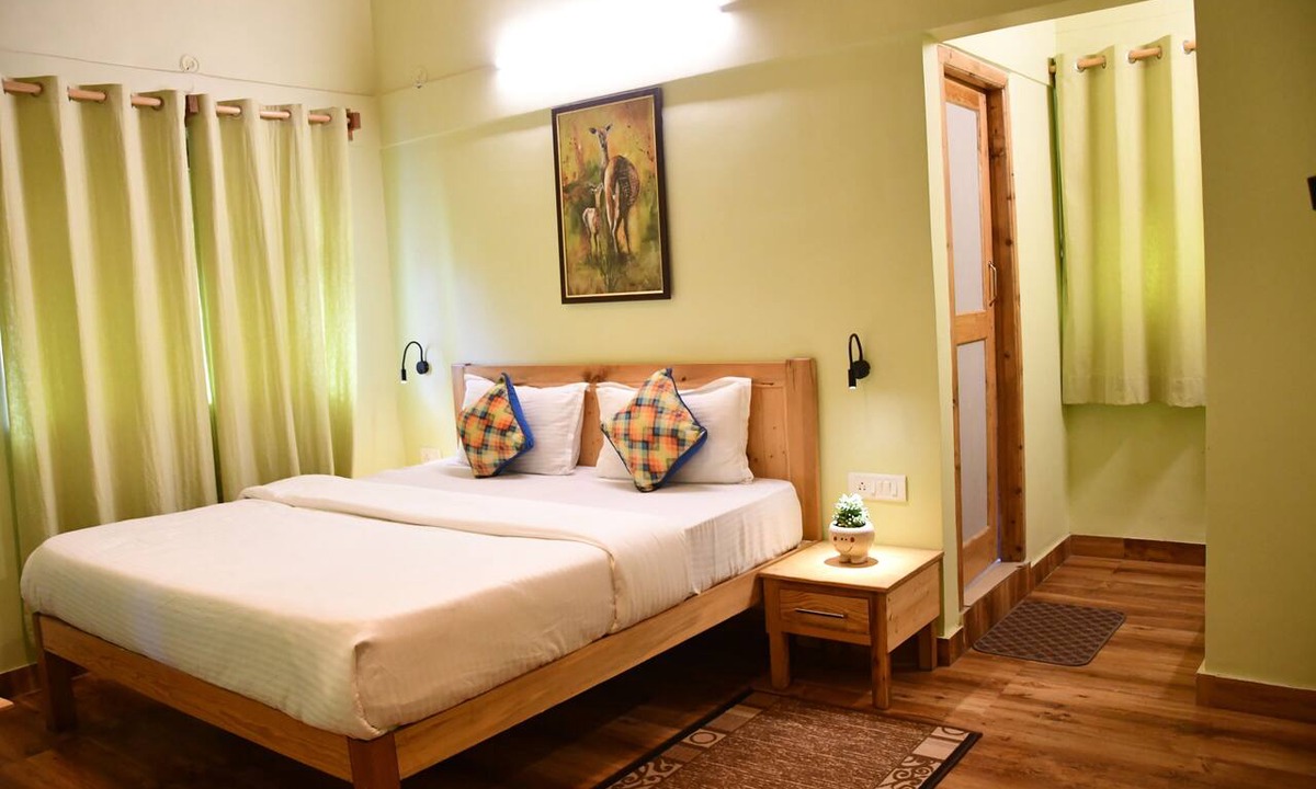 Mukteshwar Bed & Breakfast | Chirping Orchard, Mukteshwar