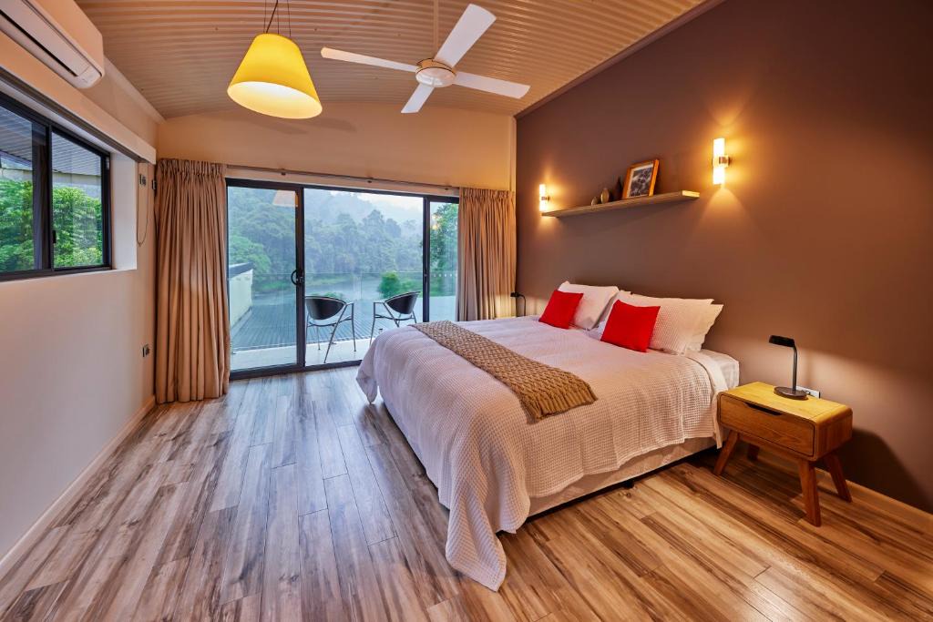 Coorumba Villa | Cinnamon House at Vanilla Club