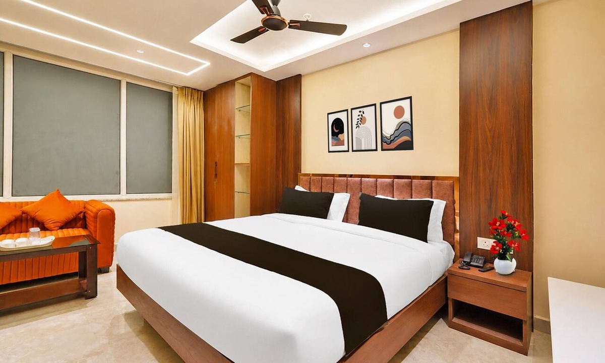 Dhanbad House | Classic Khalsa Residency