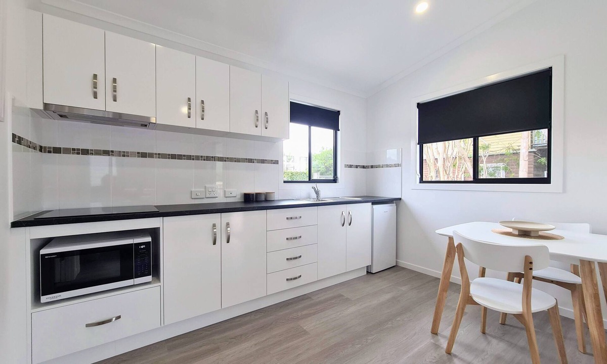 Byron Bay Cabin | Club Byron Accommodation - In the heart of Byron Bay