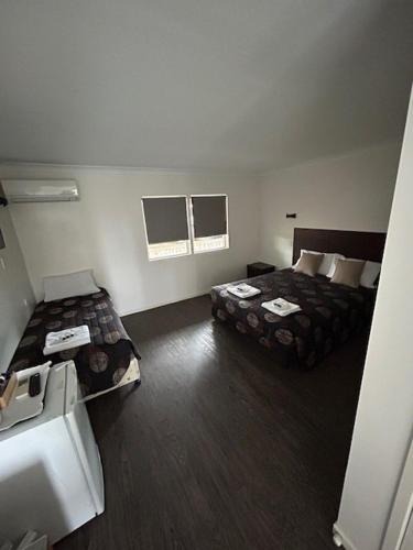 Moura Hotel | Coal n Cattle Hotel Motel