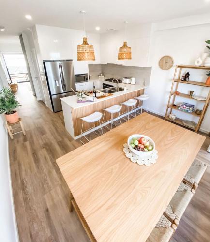 Shell Cove House | Coast and Roast - Sunny Shell Cove Escape