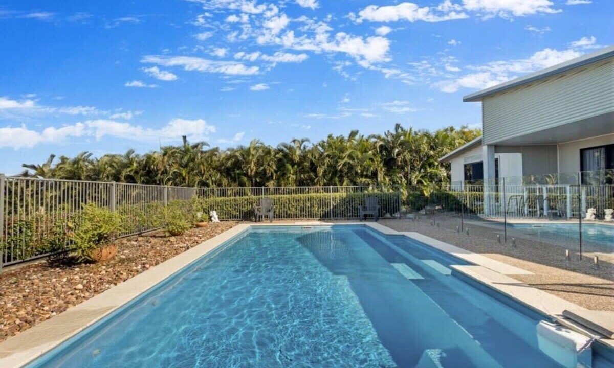 River Heads House | Coastal Comfort with Fraser Island Views