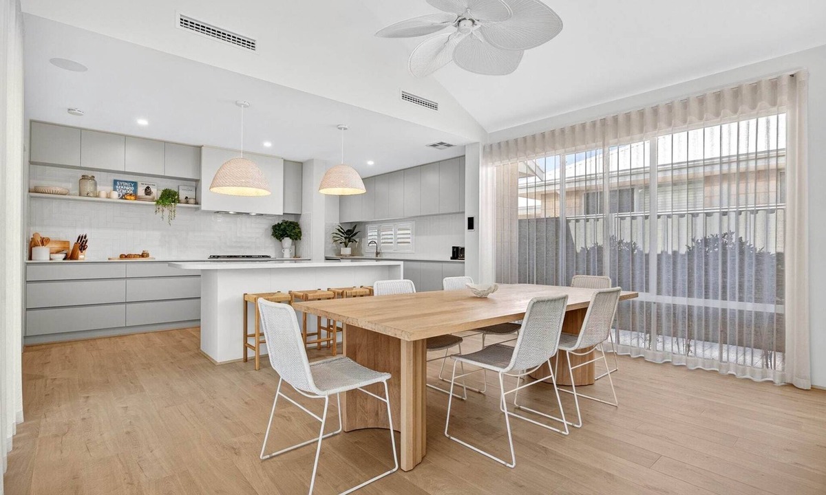 Madora Bay Apartment | Coastal Luxe 4-Bed House in Madora Bay