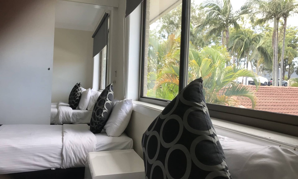 Coffs Harbour Hotel | Coffs Shearwater Motel
