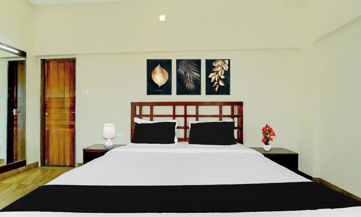 Ooty Hotel | Collection O Charing Cross Ooty