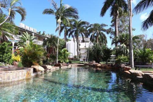 Airlie Beach Hotel | Colonial Palms Motor Inn