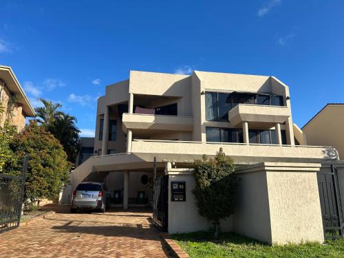 Samson House | Comfort Home For You 301