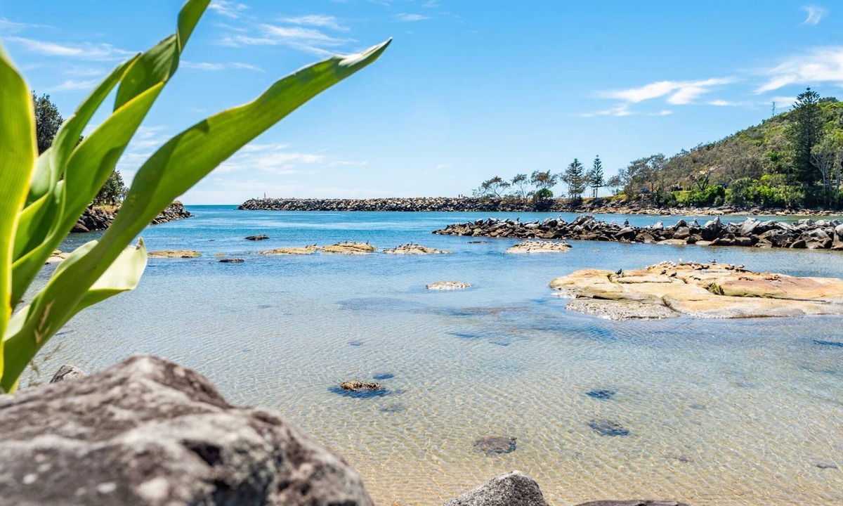 Evans Head Apartment | Comfortable 2BR coastal unit with WiFi, BBQ area, parking & linen included, close to beach