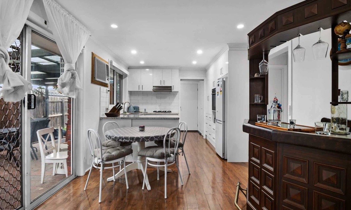 Hoppers Crossing House | Comfortable Stay in Hoppers Crossing