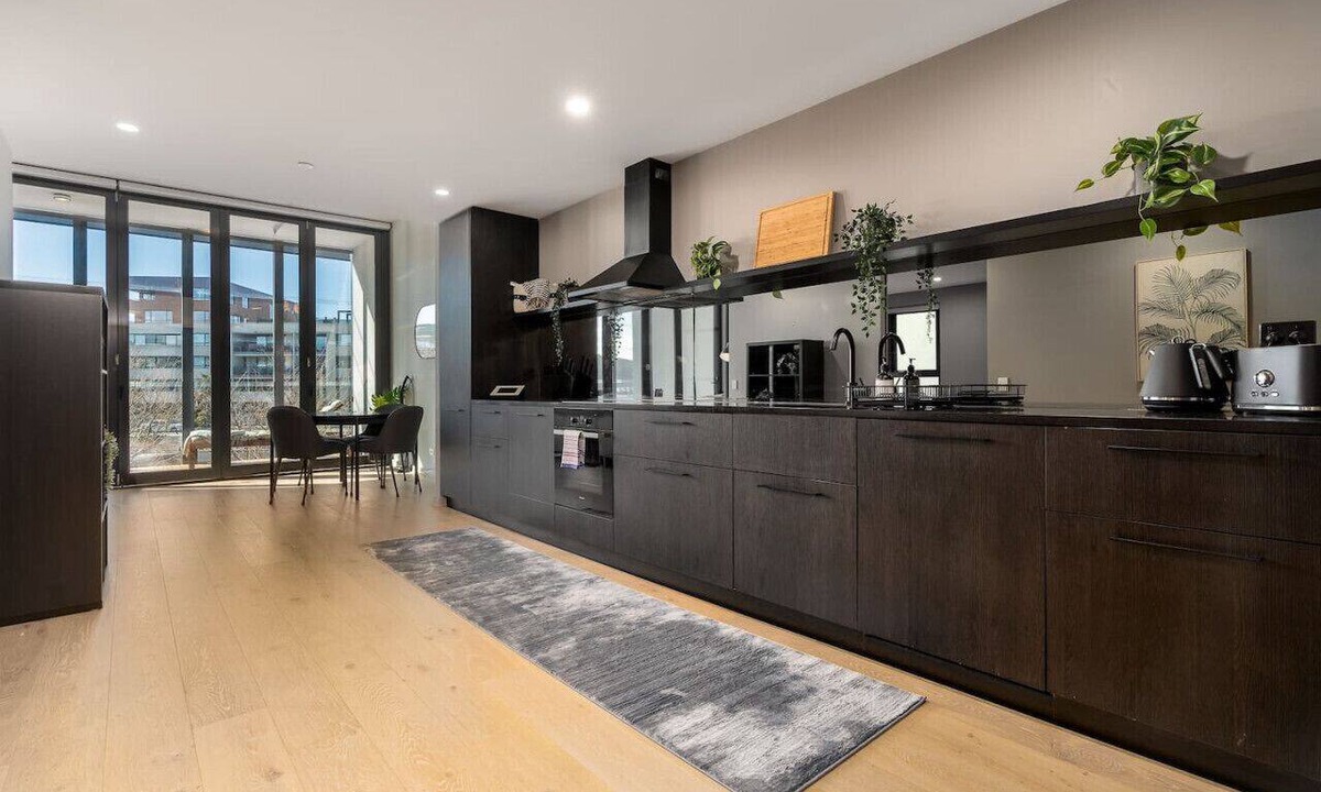 Kingston Apartment | Comfy 2BA/2BR Kingston Foreshore Apartment