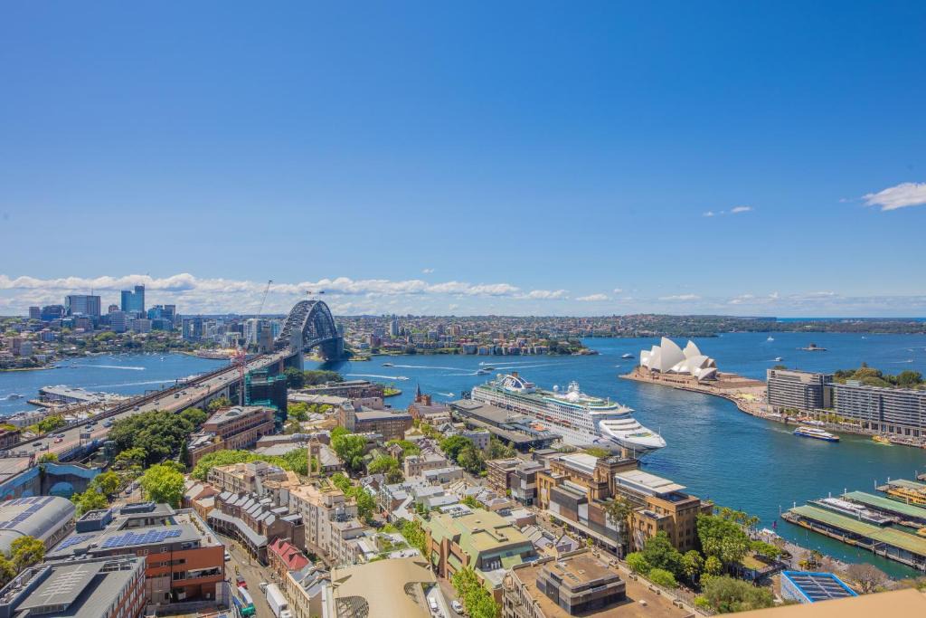 The Rocks Apartment | Comfy One Bedroom Apartment In Heart of The Rocks