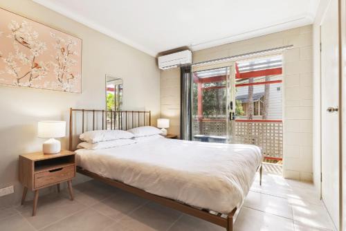 East Brisbane Apartment | Comfy Studio near Gabba with Secure Parking