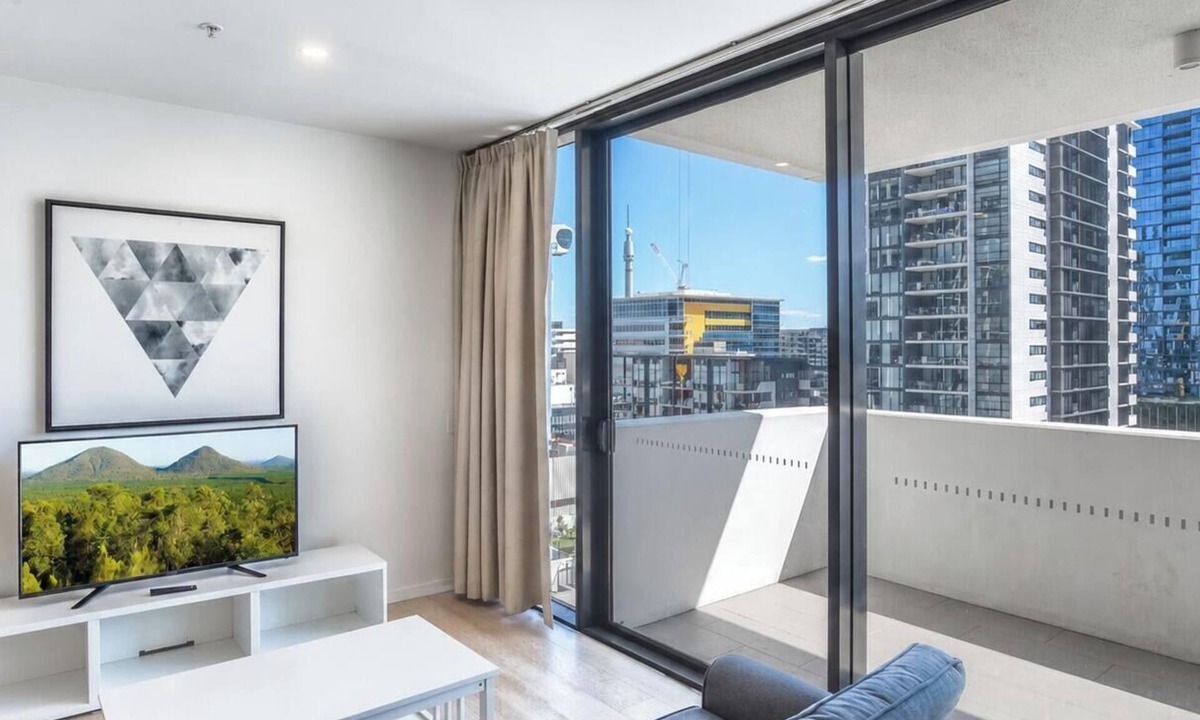 South Brisbane Apartment | Comfy Two Bedroom Apartment in South Brisbane