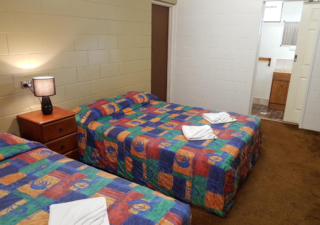 Charters Towers Hotel | Commercial Hotel