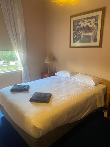 Camperdown Hotel | Commercial Hotel Camperdown